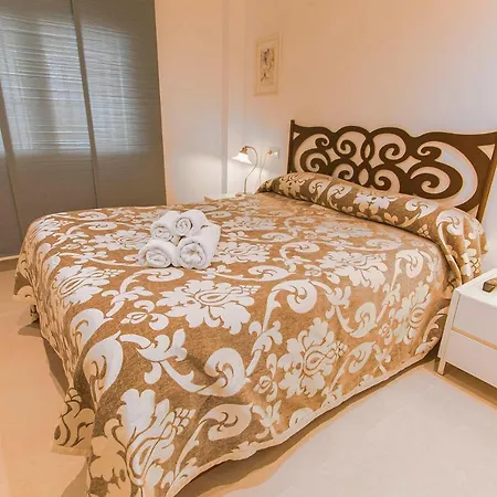 Carabeo 2 Dorm דירה